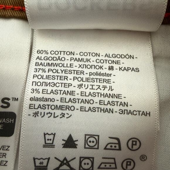 Dockers Mens 31 Slim Brown All Season Tech Jeans Stretch Timeless Casual - Picture 7 of 16